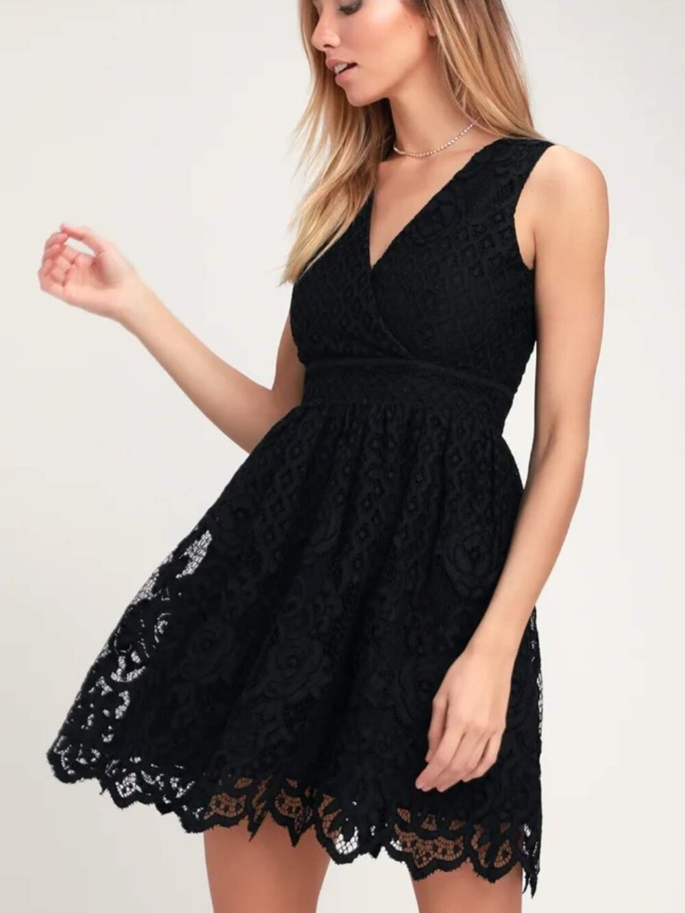 NWT Black Swan Size M Lace Cocktail Dress